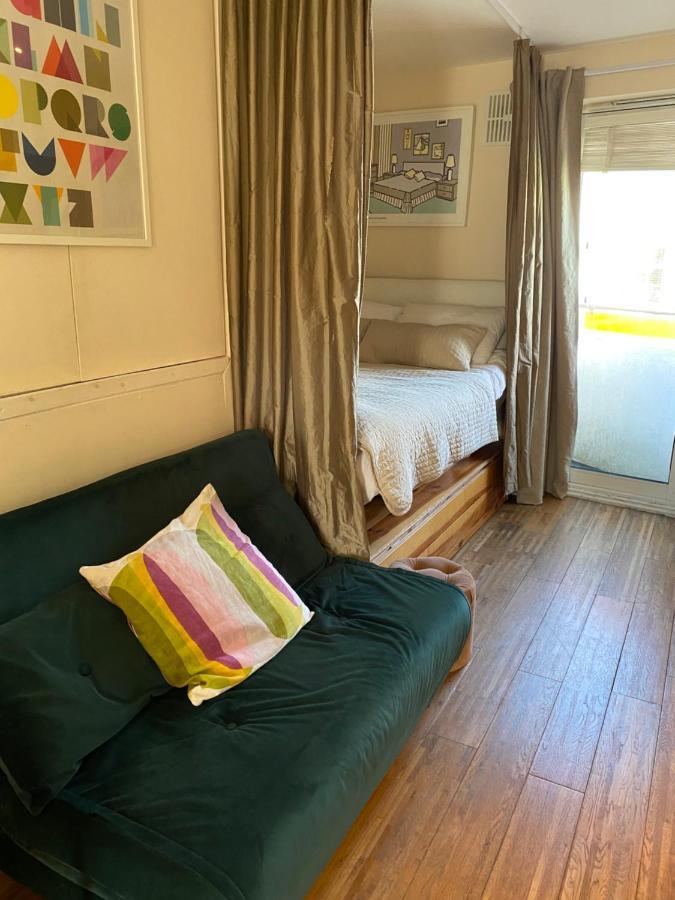 Little Brighton Beach Apartments - Also Separate Spa Cabin And Watersports Bagian luar foto